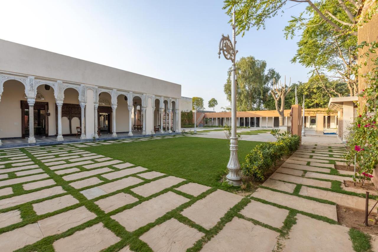 Vivaana Culture Hotel Mandāwa Eksteriør bilde