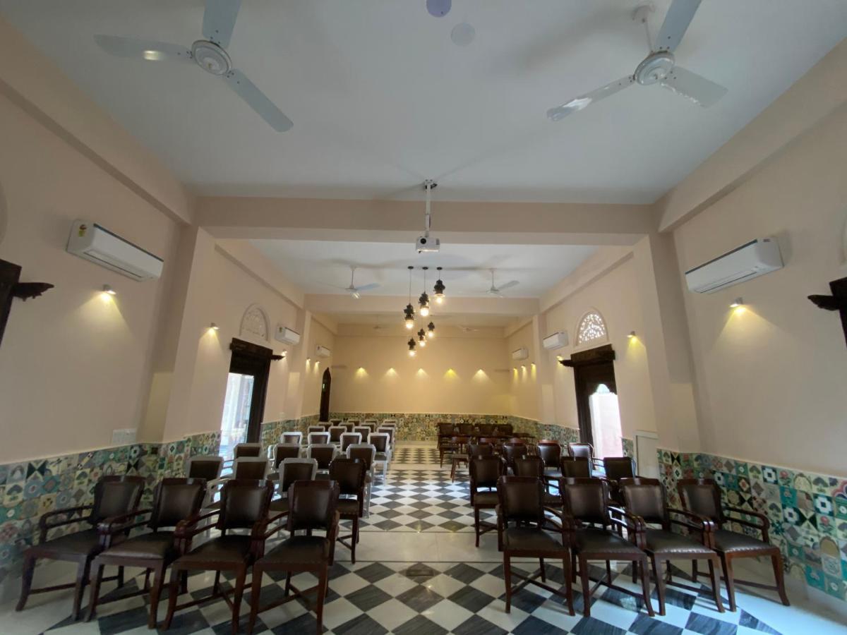 Vivaana Culture Hotel Mandāwa Eksteriør bilde