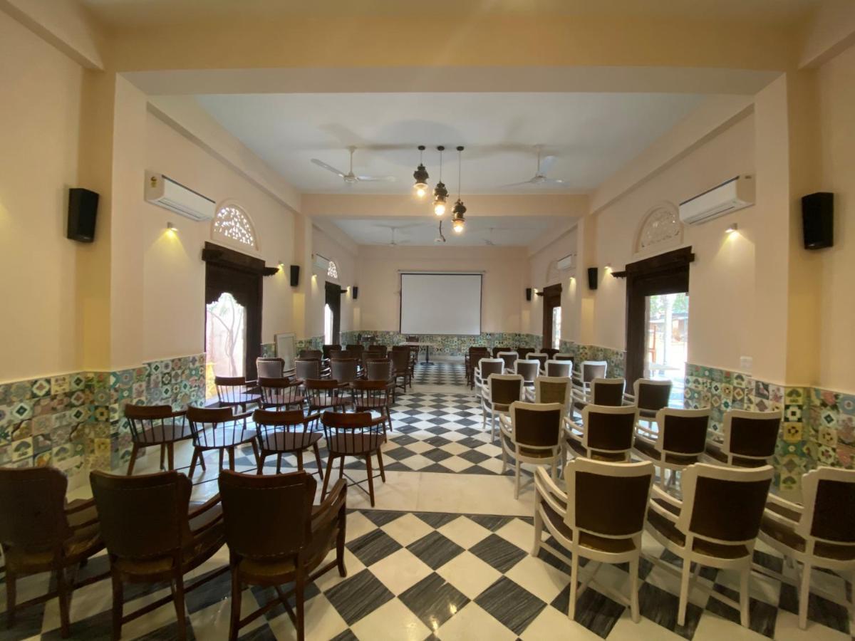 Vivaana Culture Hotel Mandāwa Eksteriør bilde